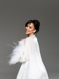 Cape with the feathers